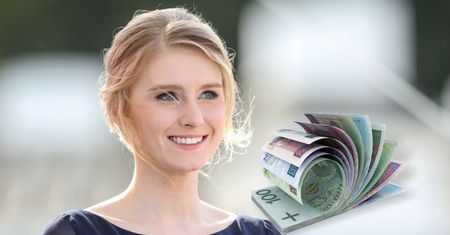 Mąż nie musi utrzymywać Kingi Dudy. Córka prezydenta zarabia więcej niż on