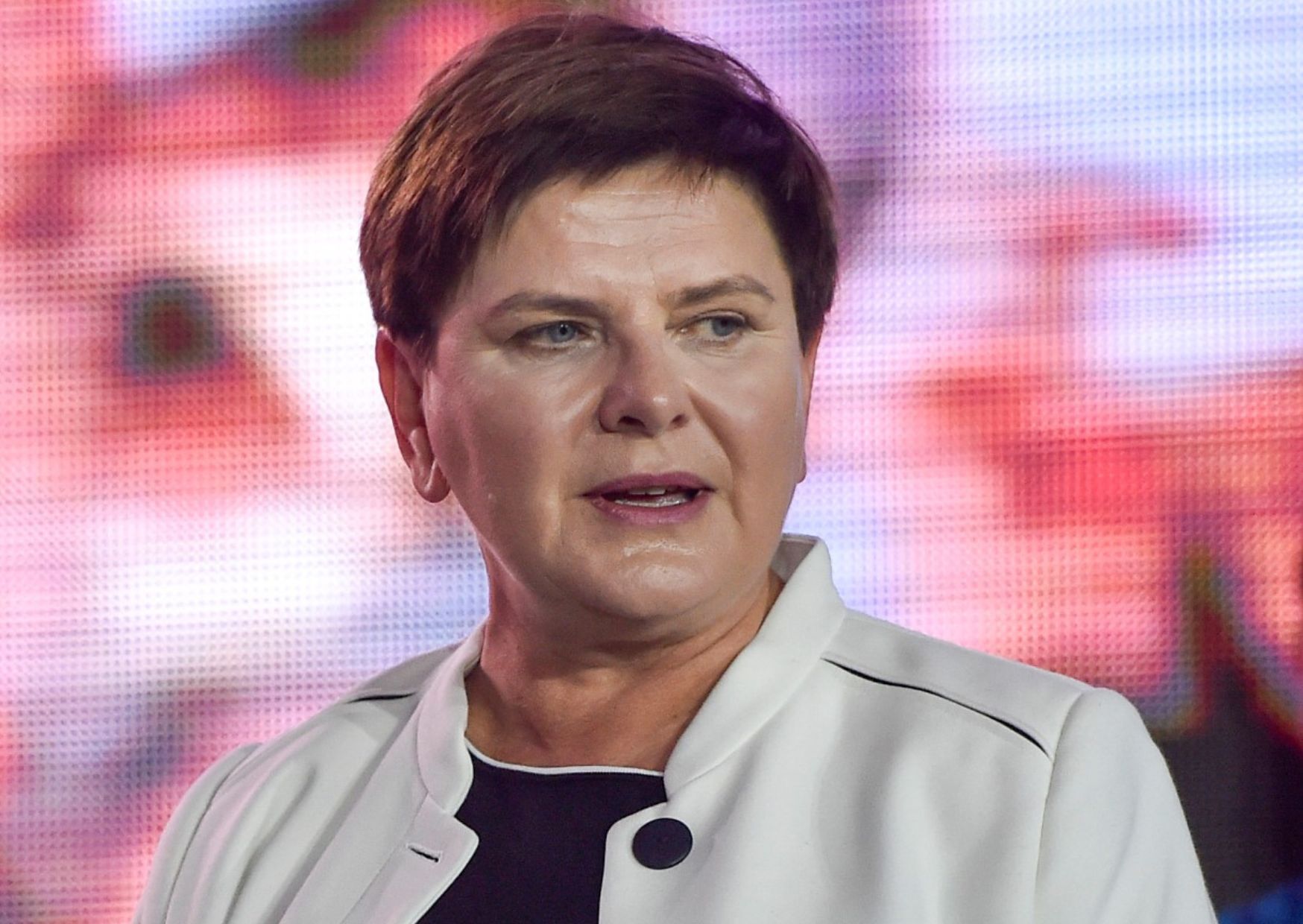 Beata Szydło se jubila anticipadamente.  Ella tuvo que revelar la cantidad