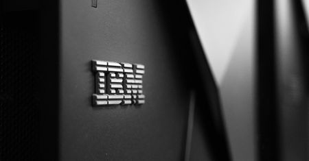IBM rozdaje karty. Komputer kwantowy nie tylko szybko liczy