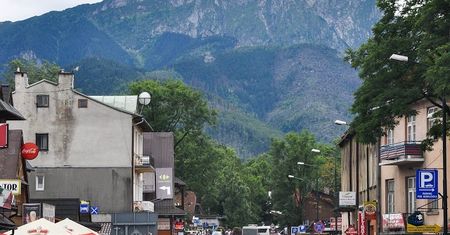 Turyści najechali na Zakopane