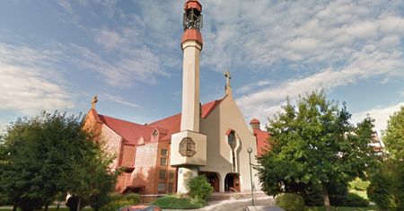 Znaleziono zwłoki mężczyzny. Leżały przed kościołem w Lublinie