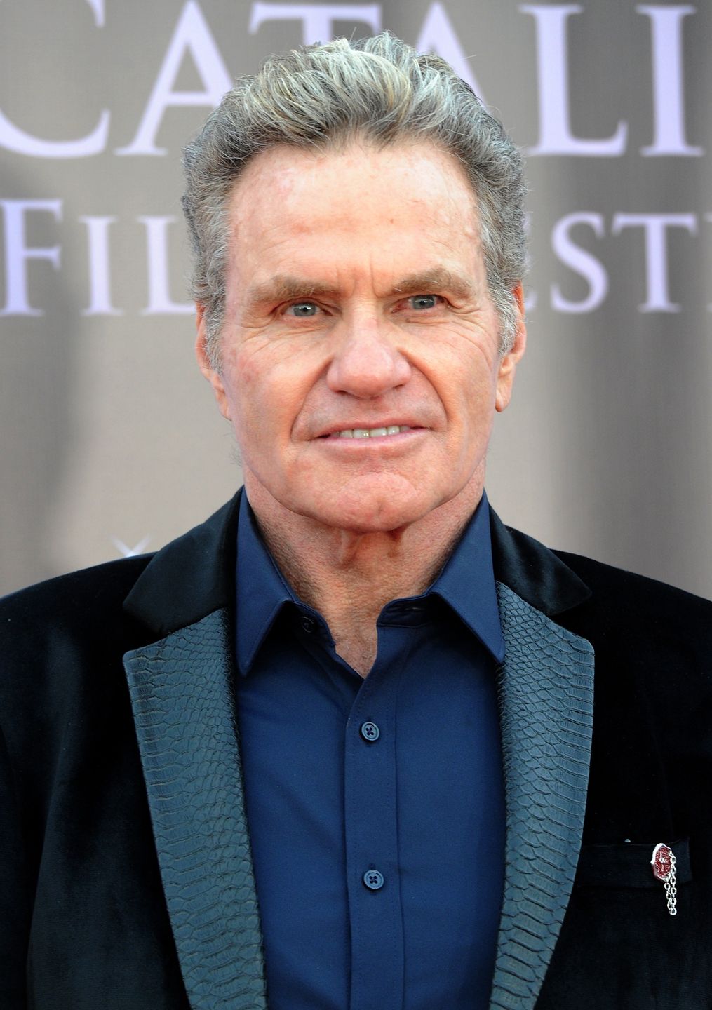 Martin Kove ugryzł Alicię Hannah-Kim, aktorkę z "Cobra Kai"