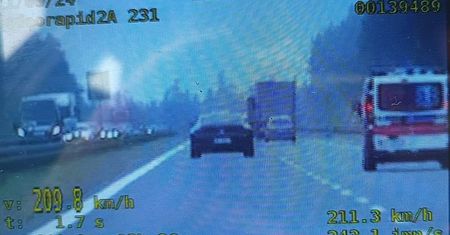 Za szybko. 209 km/h po „esce”!