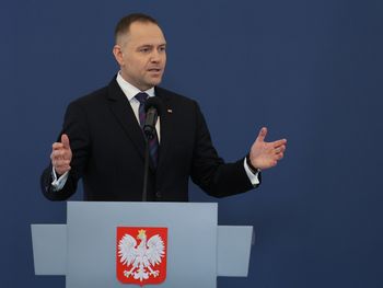 Nawrocki zabrał głos ws. Ziobry. "Rząd żyje igrzyskami"