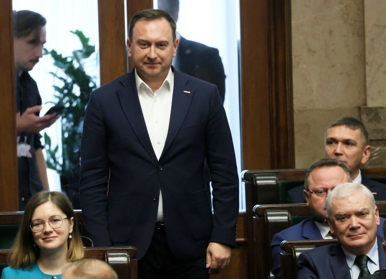 "Fabryka hejtu została zamknięta". Poseł Lewicy uderzył w PiS