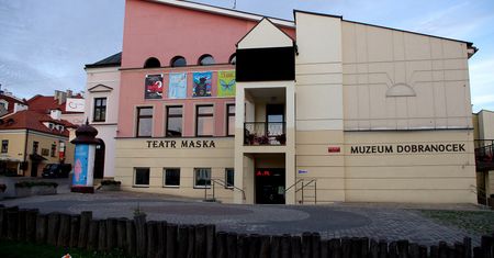 Podróż sentymentalna. "Ożywają wspomnienia i łezka się w oku kręci"