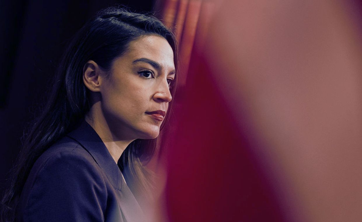 Dziedzictwo Berniego Sandersa. AOC stanęła przed strategicznym wyborem