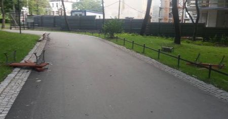 Akt wandalizmu w Ogrodzie Saskim