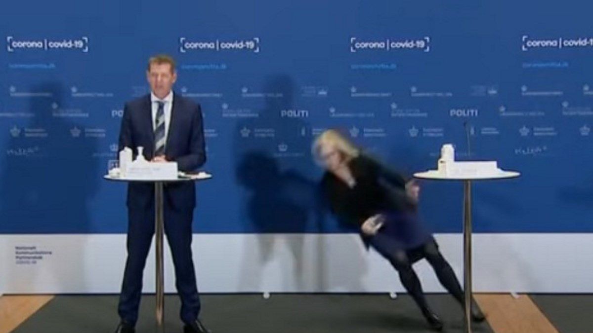 Szefowa agencji leków zemdlała zemdlała podczas konferencji w sprawie szczepionek 