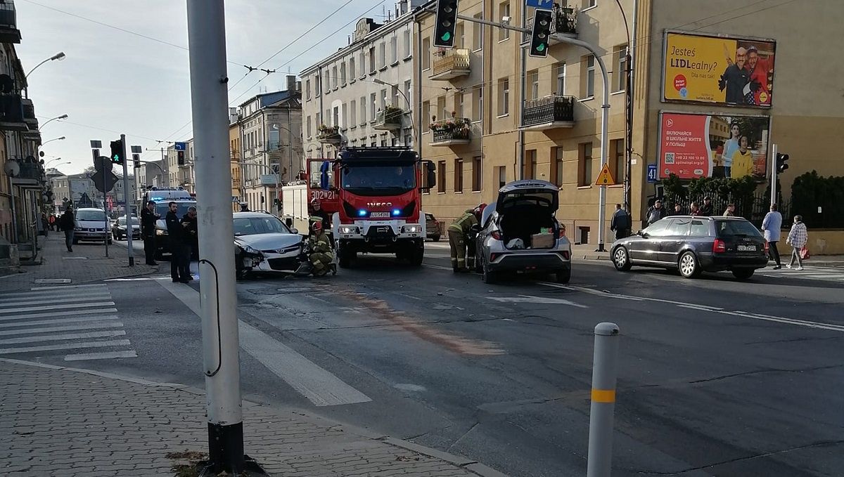 Zderzenie dwóch aut na ul. Kunickiego