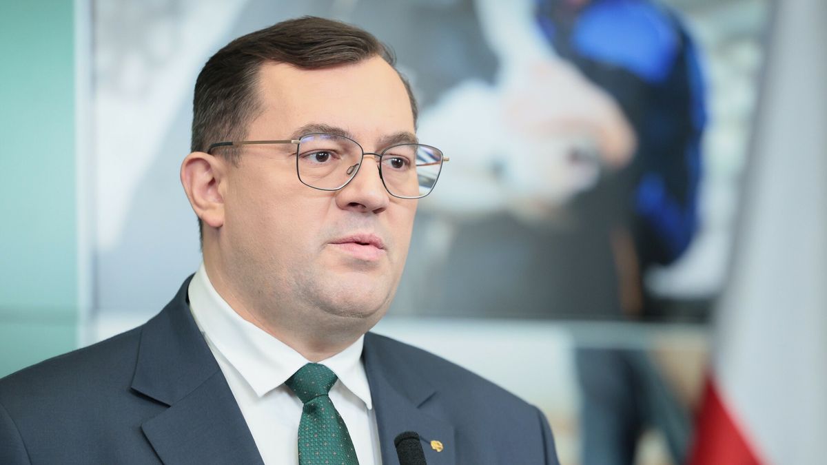 Minister rolnictwa Jarosław Krajewski