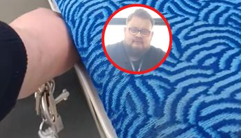 Pokazał ukryty zbiornik. Ludzie zdziwieni. "Zawsze mnie zastanawiało"