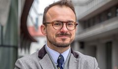 Marcin Dobrowolski twarzą Biznes24. Start kanału w piątek