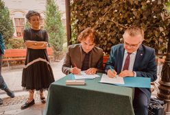 Wrocław. Powstało Akademickie Centrum Badawcze Ex-centrum Olgi Tokarczuk. Ruszy w październiku