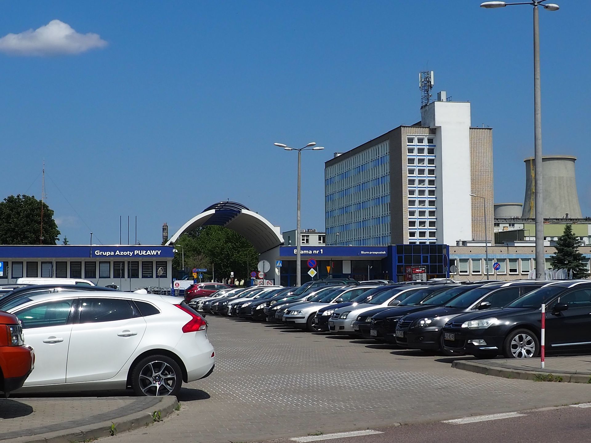 W puławskich zakładach pracuje co najmniej 3,5 tys. ludzi.  