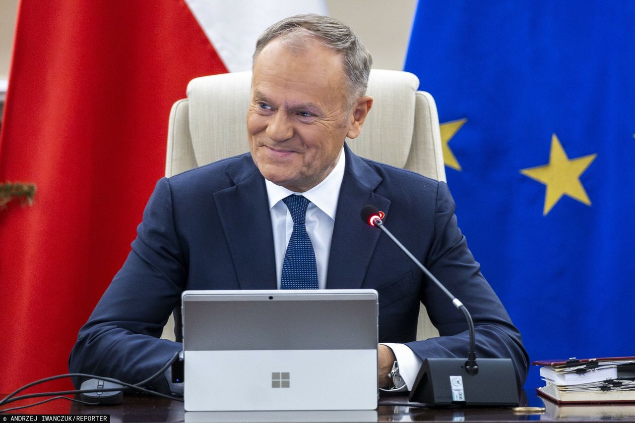 "Po raz pierwszy w naszej historii". Tusk do Polaków: wracajcie