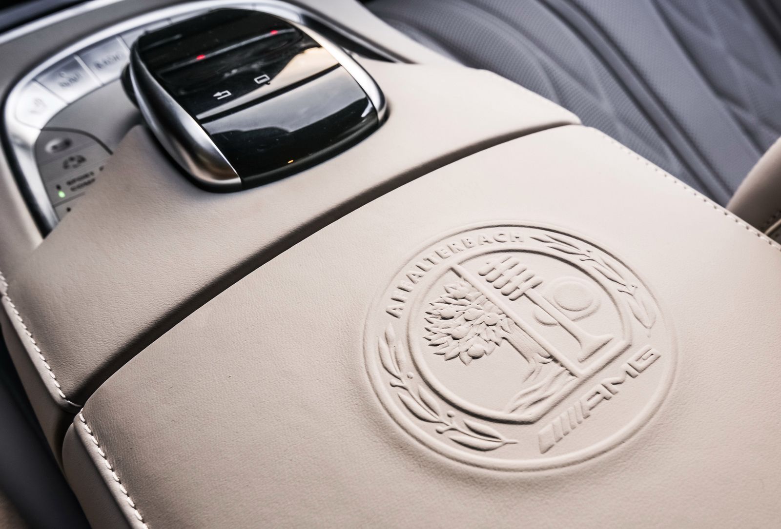 Mercedes-Benz S63 AMG i S550 Coupé w nowej galerii zdjęć 30