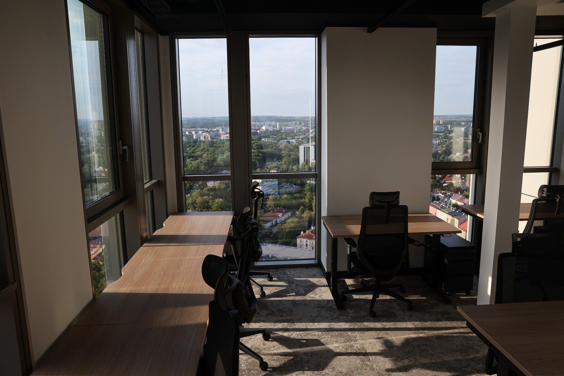 Nowa przestrzeń biurowa w wieżowcu Unity Centre - The Shire Beyond Coworking