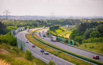 "Fale Dunaju" mają zniknąć. Zabierają się za naprawę zdeformowanej autostrady