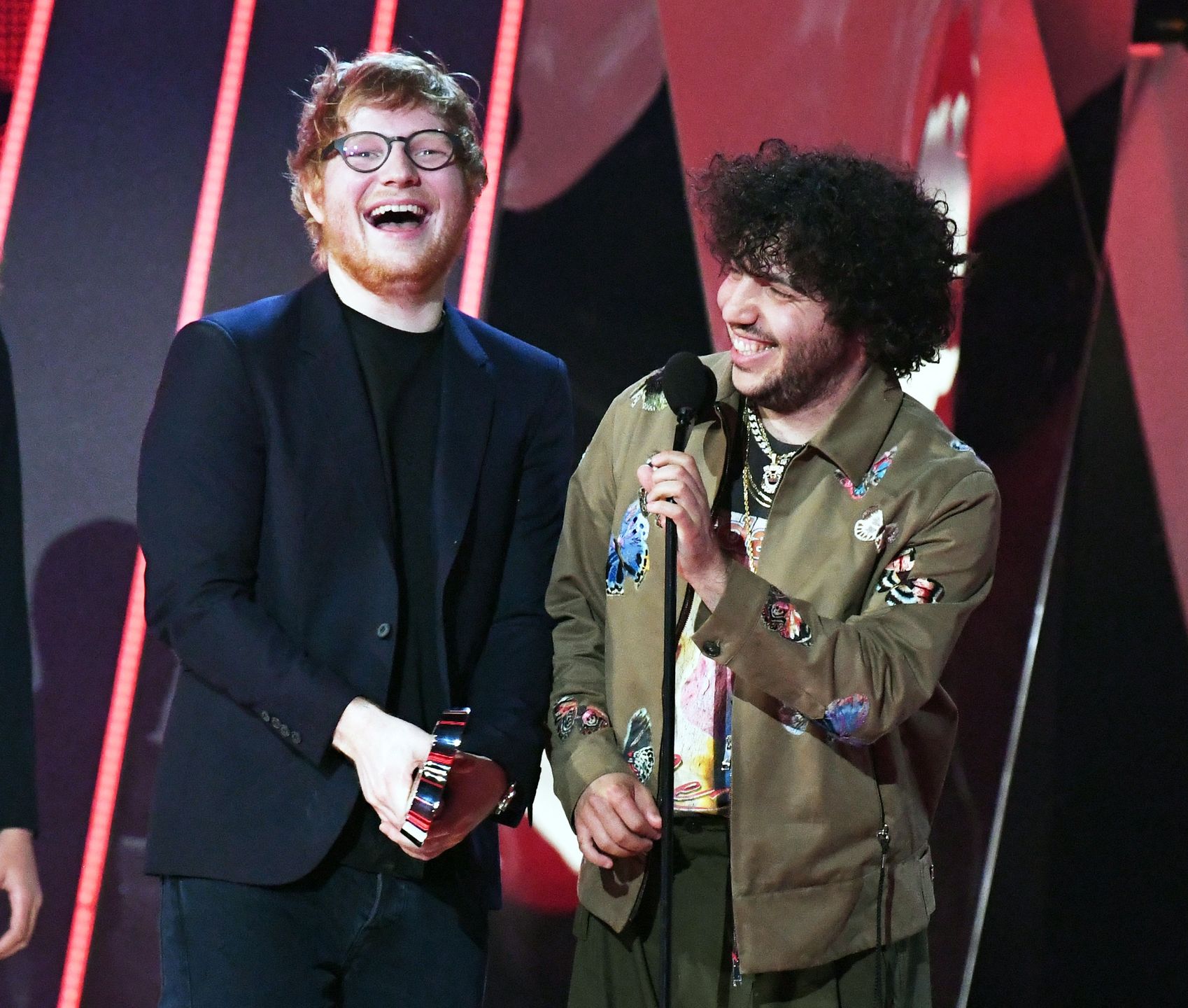 Ed Sheeran i Benny Blanco podczas  iHeartRadio Music Awards 