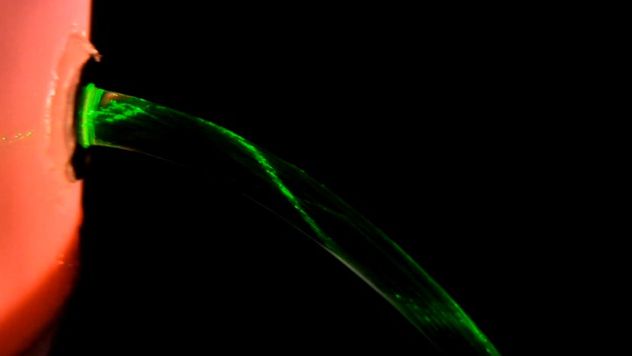 Jak właściwie działają światłowody? [wideo] 1