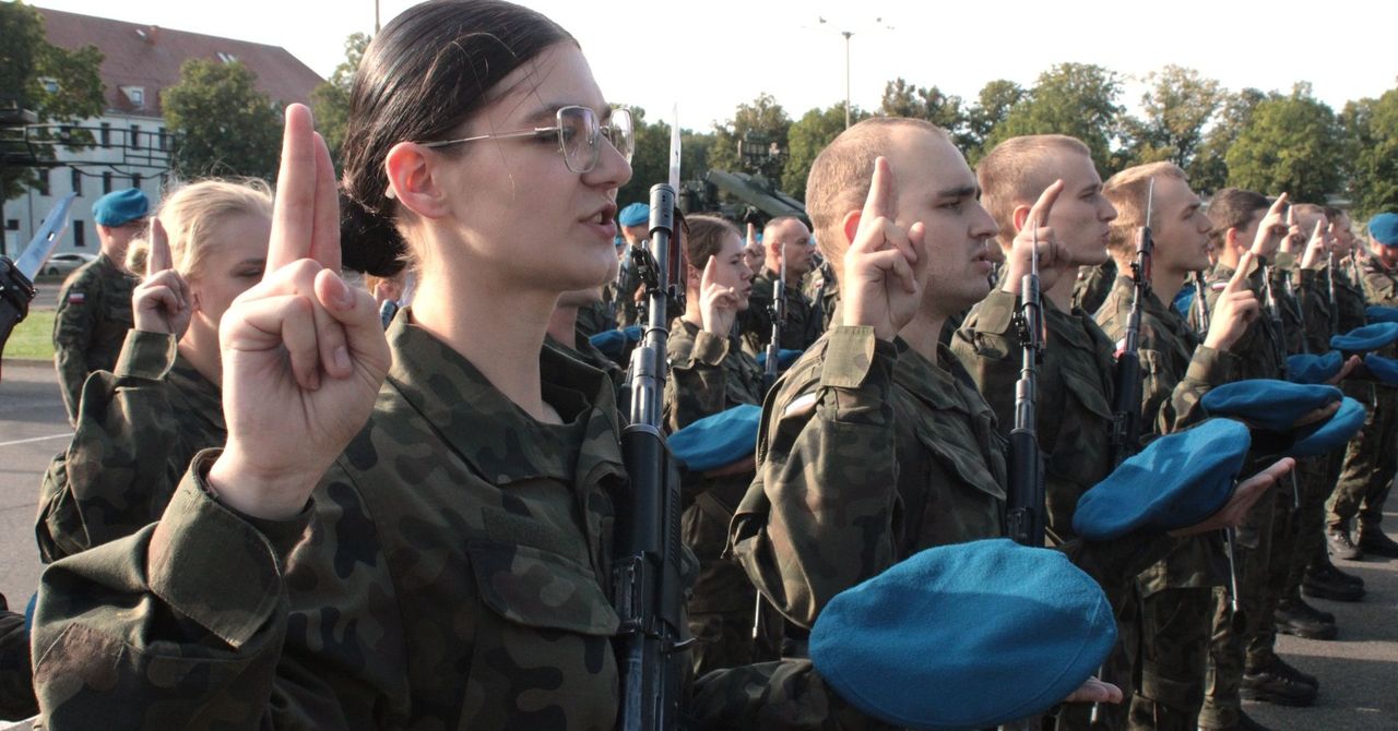Te osoby dostaną wezwanie do wojska w 2026 roku. Podczas kwalifikacji wojskowej kategoria D nie chroni przed pójściem do armii