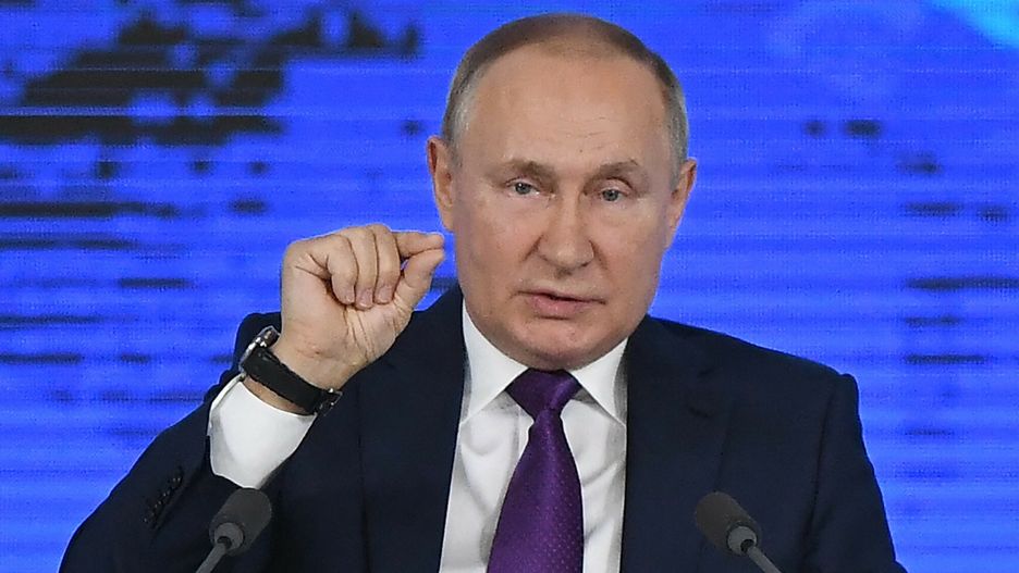 Doroczna konferencja W?adimira PutinaRussian President Vladimir Putin holds his annual press conference at the Manezh exhibition hall in central Moscow on December 23, 2021. (Photo by NATALIA KOLESNIKOVA / AFP)NATALIA KOLESNIKOVA