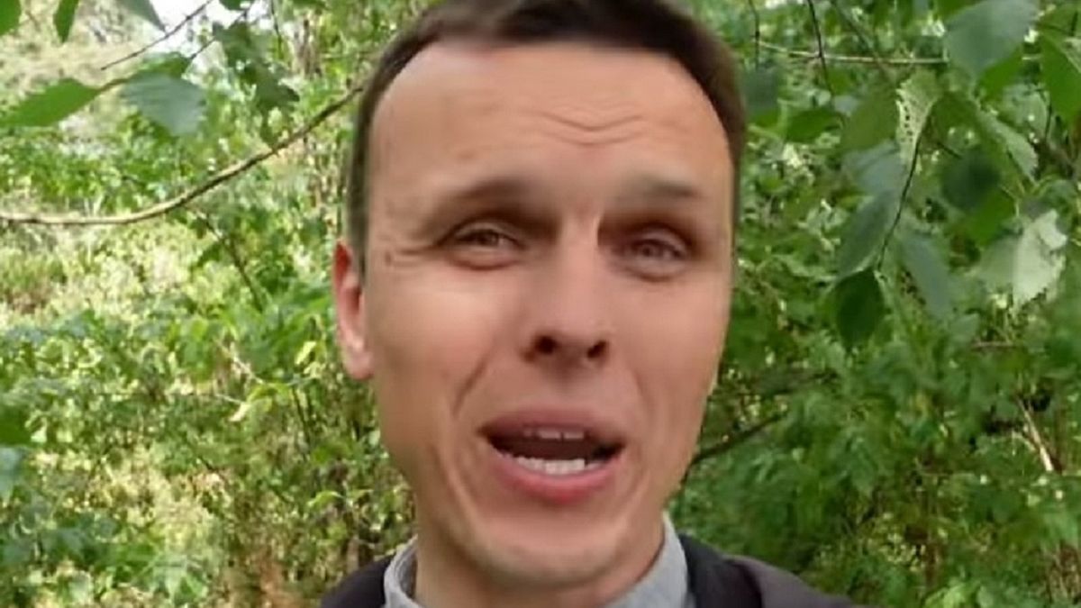 Wystąpił u Czajnika. Ksiądz zdradza, ile dostał za odcinek. 