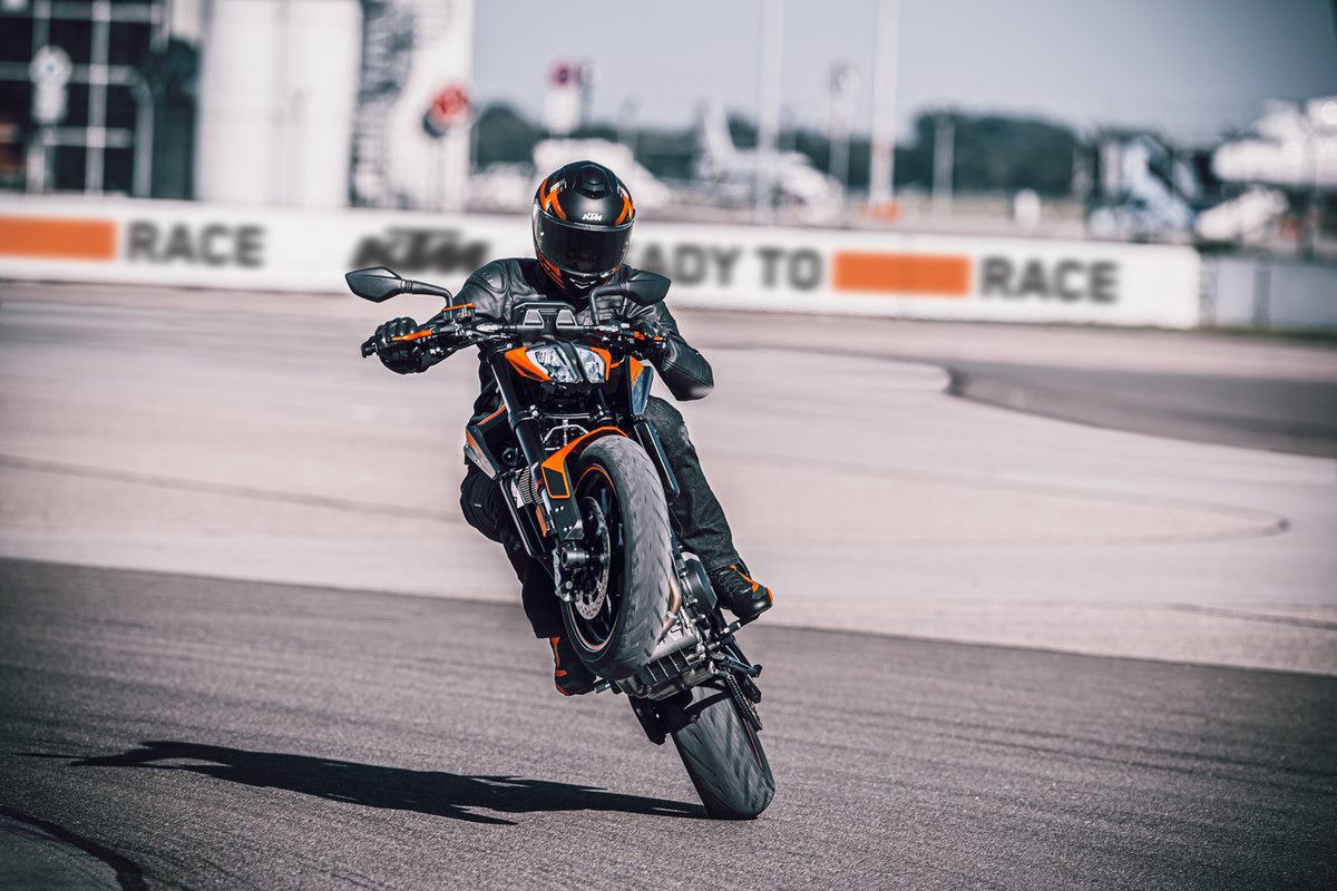 KTM 890 Duke