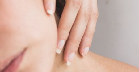 "Doskonałe serum do cery z problemami". Z cynkiem, a nie wysusza. Bestseller