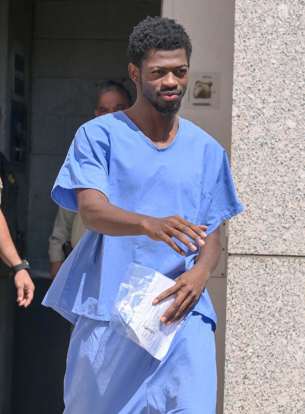 Lil Nas X opuszcza areszt po wpłaceniu kaucji