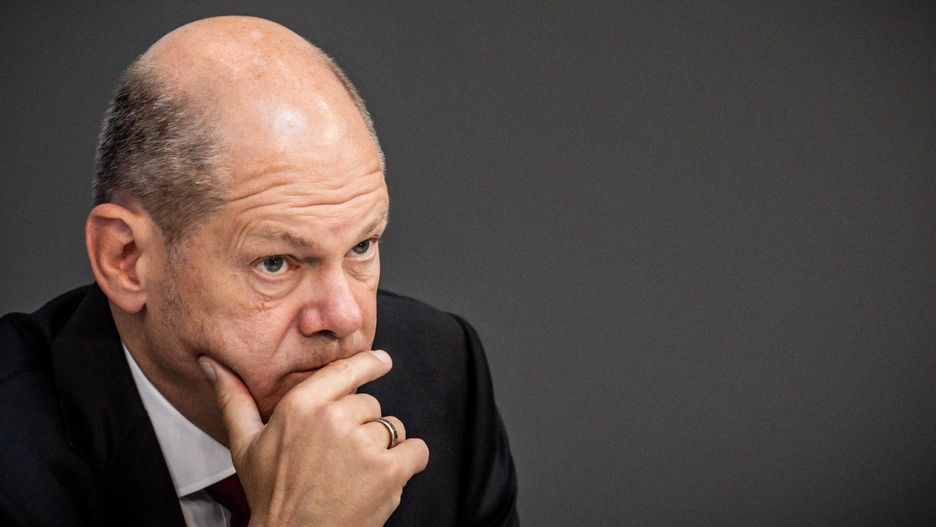 Scholz odpiera zarzuty. "Od miesięcy dostarczamy broń Ukrainie" 