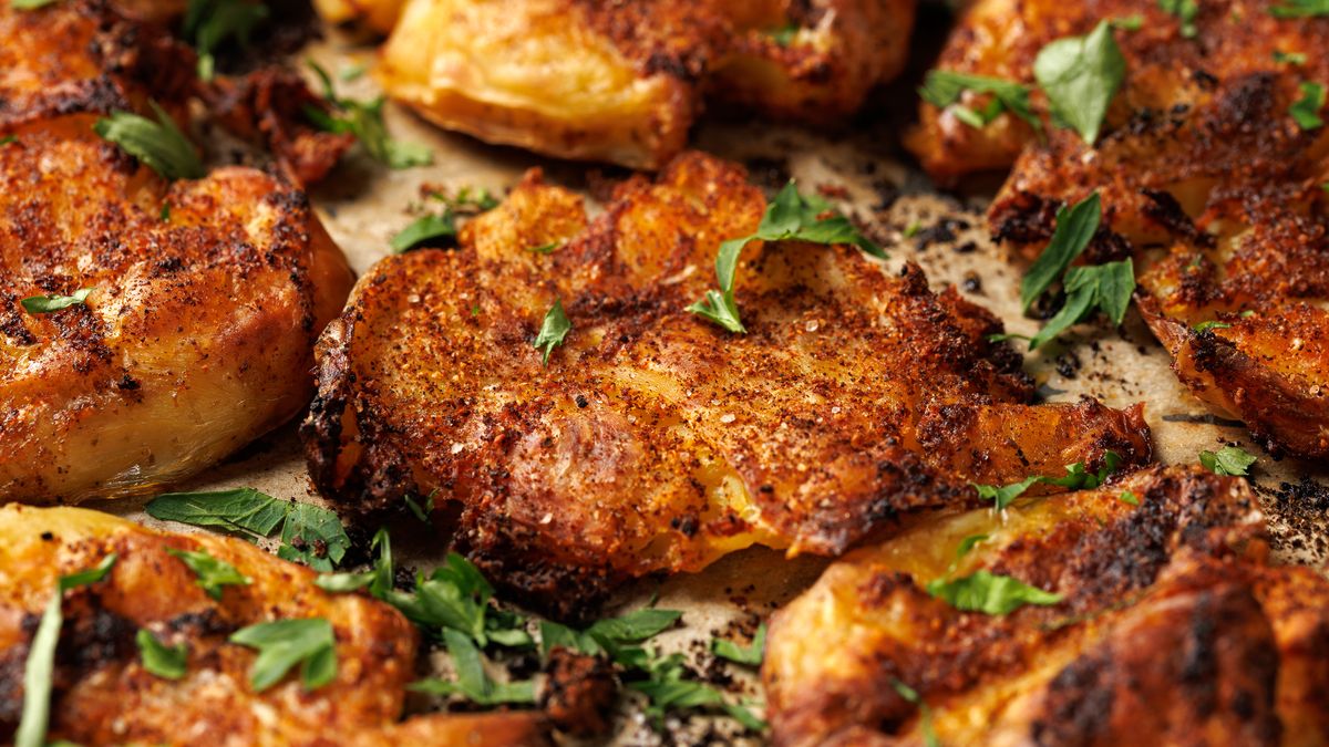 Ziemniaczki z piekarnika są świetną przekąska na wieczór