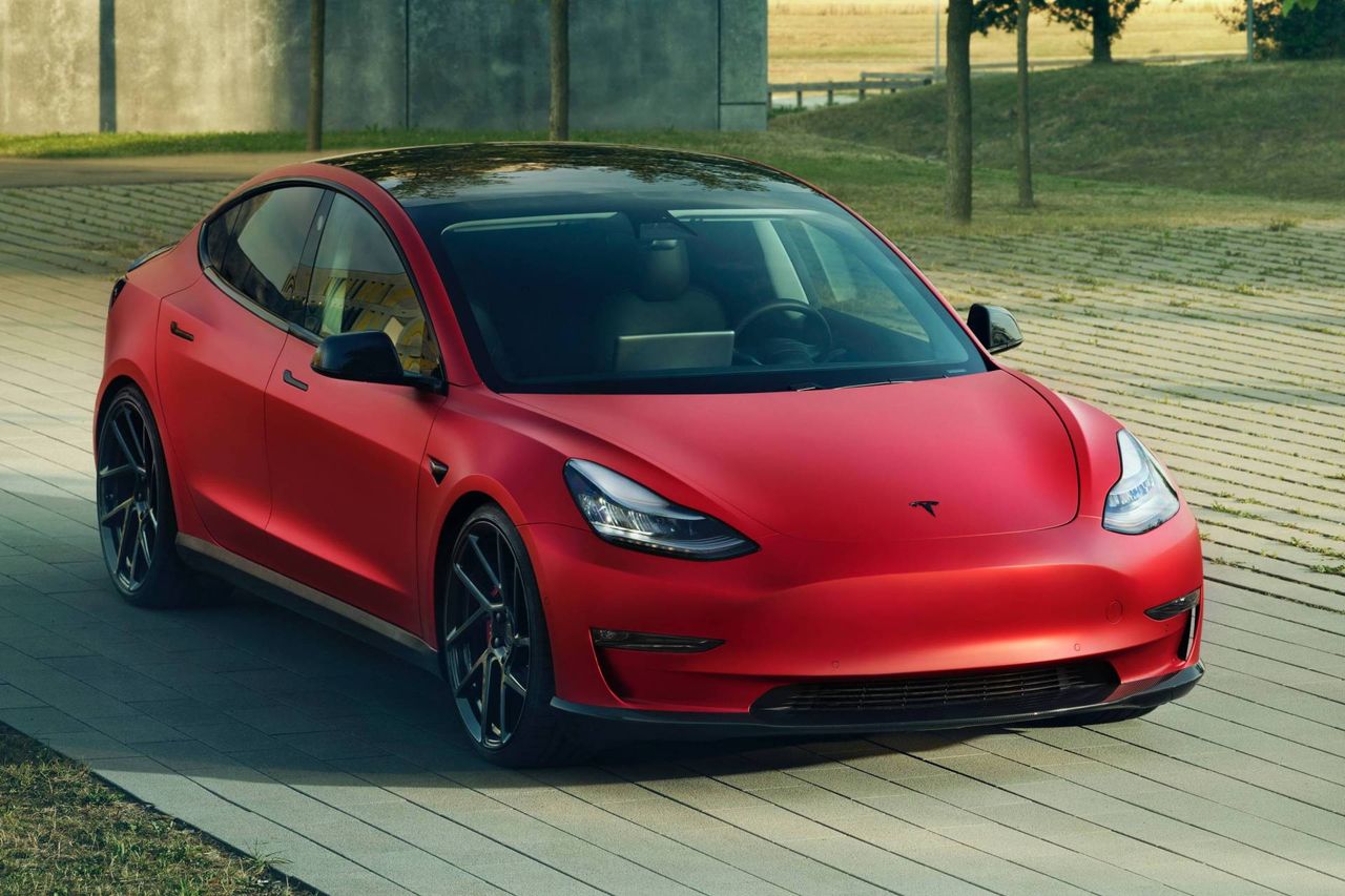 Tesla Model 3 Novitec wygląda świetnie. Powinna też nieźle jeździć