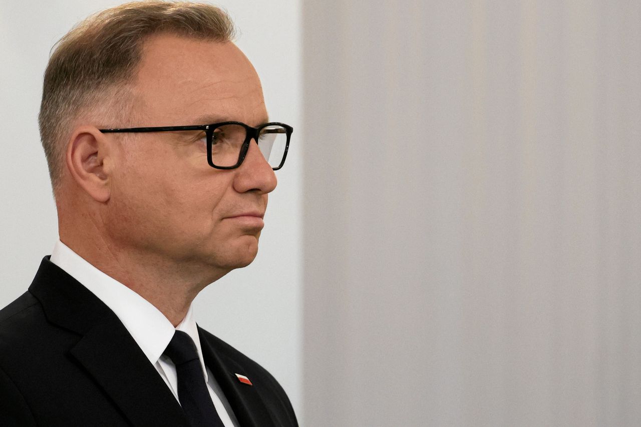 Andrzej Duda zapisze się w historii jako prezydent kryzysu praworządności [OPINIA]