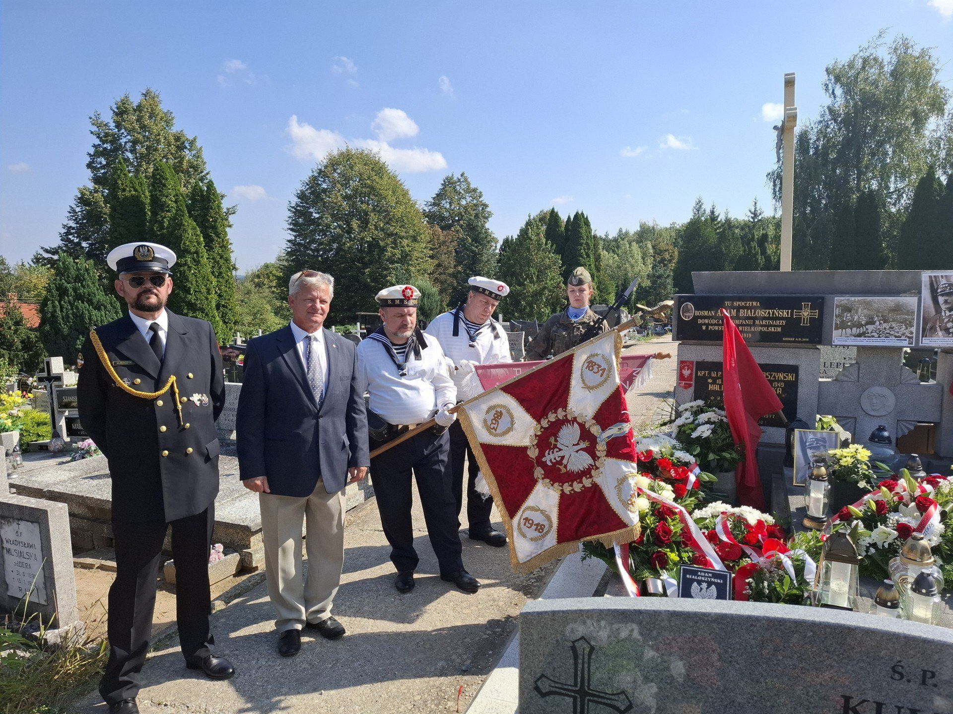 Grób Adama Białoszyńskiego w Kiekrzu