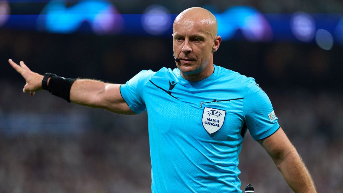 Szymon Marciniak w trakcie EURO 2024