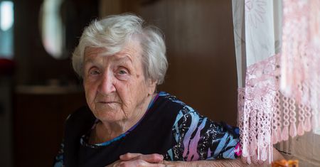 Będzie program "Babcia plus"?! Twierdzą, że rząd otworzył furtkę