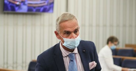 "LexTVN" do śmietnika? Senator PiS: lepiej spuścić zasłonę milczenia