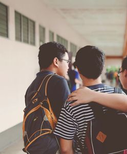 "Szon patrole" pod lupą. MEN reaguje na zagrożenia w szkołach