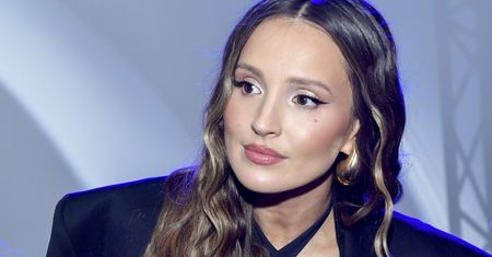 Pochwaliła się zimowym lookiem. Ten "baranek" to obiekt pożądania