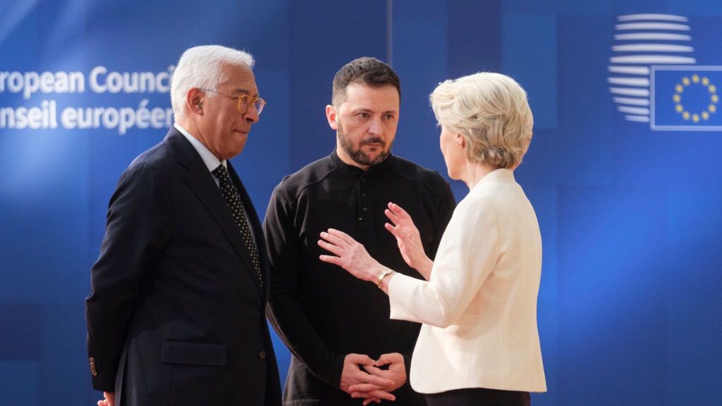 European Defence And Ukraine Summit Takes Place In Brussels
BRUSSELS, BELGIUM - MARCH 6: President of the EU Council Antonio Luis Santos da Costa (L), President of Ukraine Volodymyr Zelenskyy (C) and the President of the European Commission Ursula von der Leyen (R) talk prior to the start of an EU Summit in the Europea building on March 6, 2025 in Brussels, Belgium. European Council President Antonio Costa hosts a special EU summit dedicated to "European defence and Ukraine". (Photo by Thierry Monasse/Getty Images)
Thierry Monasse
brussels, march, eu summit, antónio costa