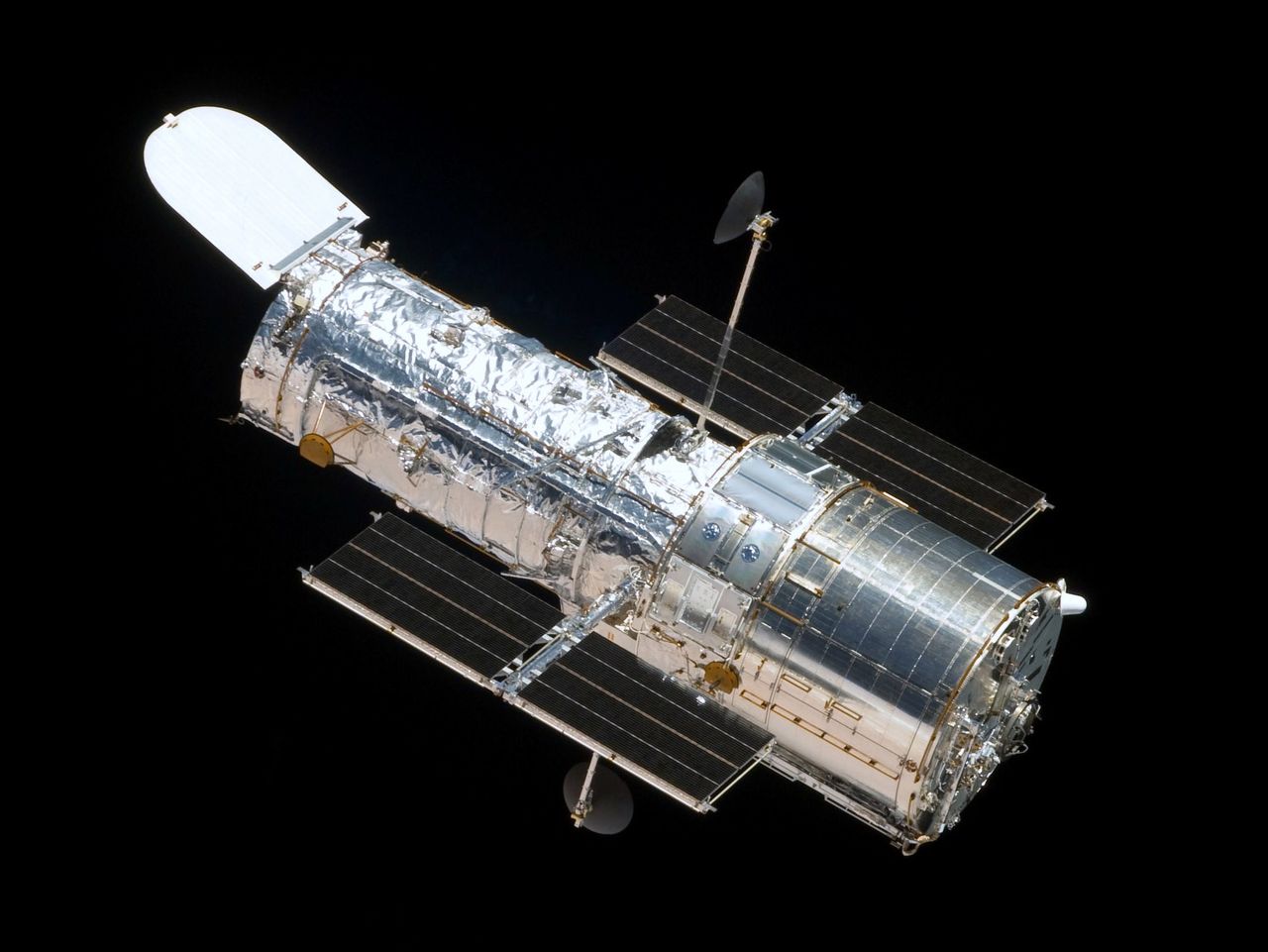 Teleskop Hubble’a ponownie działa! NASA udało się go naprawić