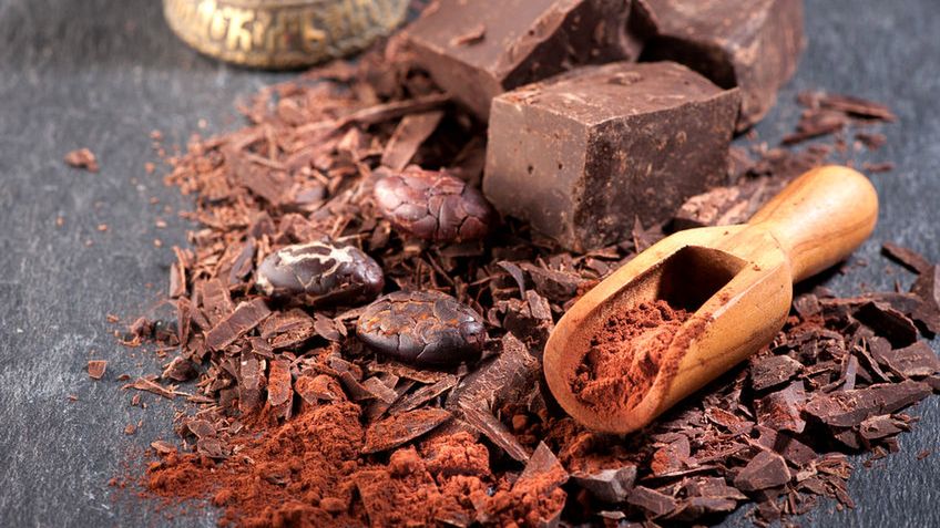 Biały nalot na czekoladzie nie wywołuje zatrucia pokarmowego