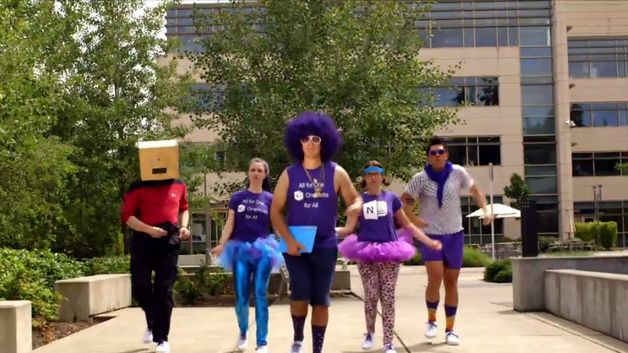 Microsoft chciał zrobić fajną reklamę. Czy się udało? 1