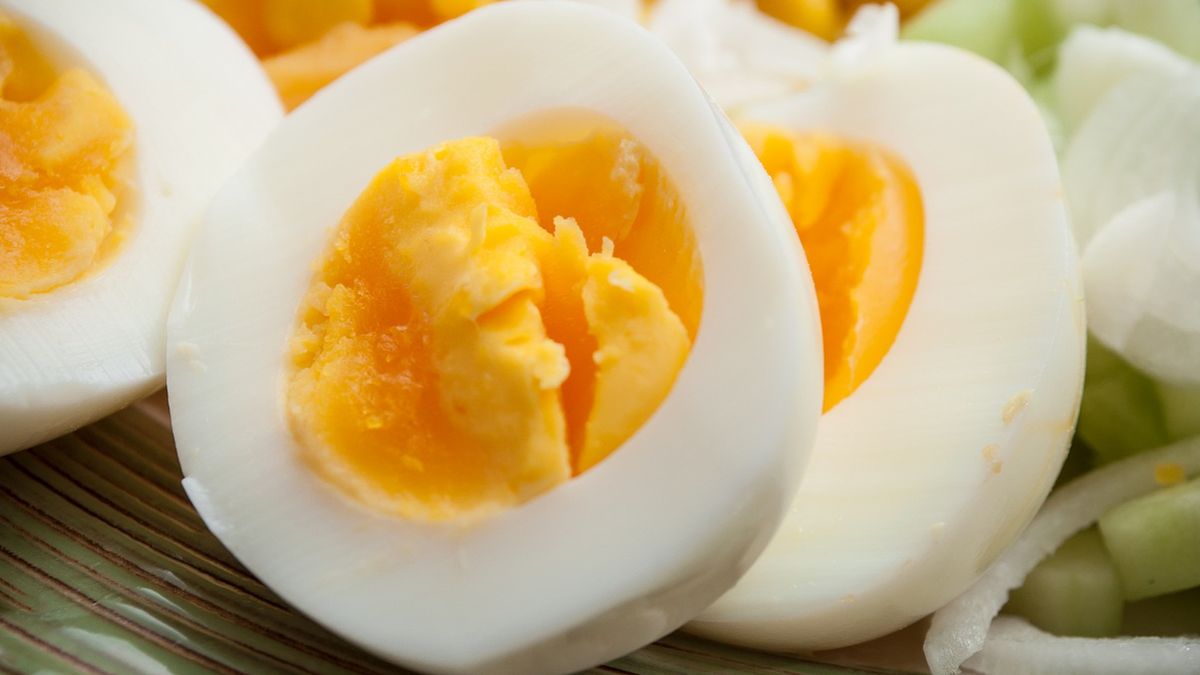 Takie są skutki dla organizmu, kiedy zjadłeś za dużo jajek