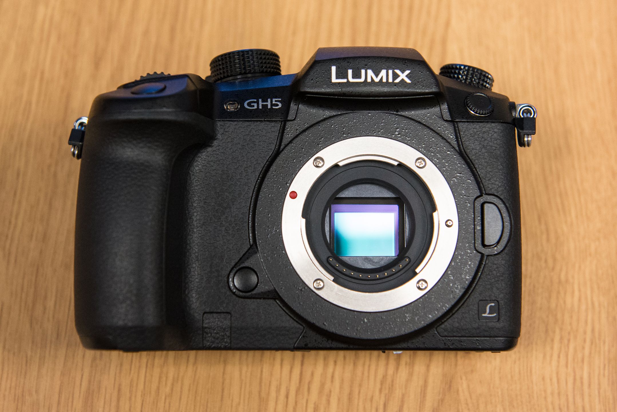 Panasonic Lumix GH5 to marzenie filmowców i technologiczny pokaz siły. Nasze pierwsze wrażenia 2