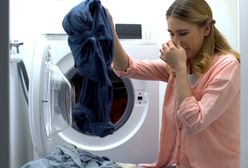 Nieprzyjemny zapach potu na ubraniach? Sprawdź, jak się go pozbyć