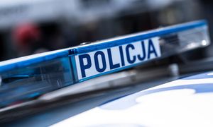 Półnagie ciało kobiety przy ścieżce. Śledczy wykluczają jedną z tez