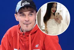 Dziewczyna Żyły w sukni ślubnej. Posypały się gratulacje